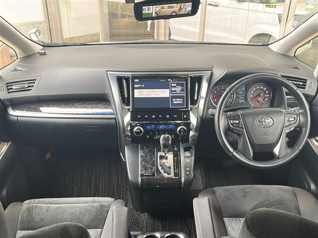 アルファード 2.5S Aパッケージ 純正ナビ バックカメラ フリップダウンモニター ドラレコ 追従クルコン デジタルインナーミラー MTモード付AT ETC2.0 AC100V HDMI オートハイビーム 両側パワスラ LEDライト(42枚目)