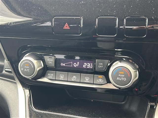 セレナ ハイウェイスター 社外ナビ フリップダウンモニター エマージェンシーブレーキ 両側パワスラ 前後ドラレコ ETC LEDヘッドライト 純正アルミ バックカメラ レー探 車線逸脱警報 アイドリングストップ 横滑り防止装置(16枚目)