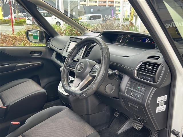 セレナ ハイウェイスター 社外ナビ フリップダウンモニター エマージェンシーブレーキ 両側パワスラ 前後ドラレコ ETC LEDヘッドライト 純正アルミ バックカメラ レー探 車線逸脱警報 アイドリングストップ 横滑り防止装置(23枚目)