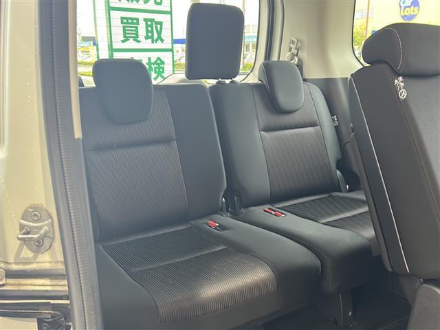 セレナ ハイウェイスター 社外ナビ フリップダウンモニター エマージェンシーブレーキ 両側パワスラ 前後ドラレコ ETC LEDヘッドライト 純正アルミ バックカメラ レー探 車線逸脱警報 アイドリングストップ 横滑り防止装置(27枚目)