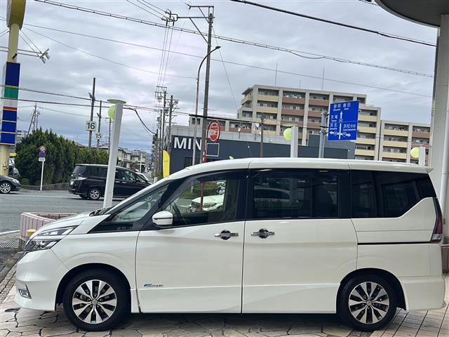 セレナ ハイウェイスター 社外ナビ フリップダウンモニター エマージェンシーブレーキ 両側パワスラ 前後ドラレコ ETC LEDヘッドライト 純正アルミ バックカメラ レー探 車線逸脱警報 アイドリングストップ 横滑り防止装置(40枚目)