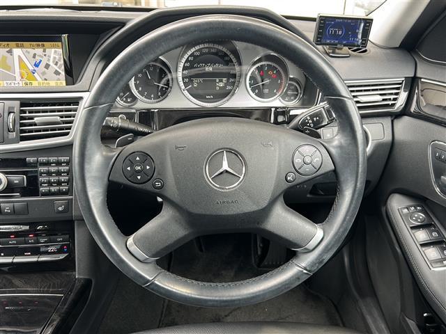 Eクラス E350 ブルーテック アバンギャルド 純正ナビ バックカメラ クルーズコントロール コーナーセンサー シートヒーター パワーシート 横滑り防止装置 純正フロアマット 純正アルミホイール レーダー探知機 キセノンヘッドライト ETC(8枚目)