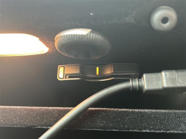 Eクラス E350 ブルーテック アバンギャルド 純正ナビ バックカメラ クルーズコントロール コーナーセンサー シートヒーター パワーシート 横滑り防止装置 純正フロアマット 純正アルミホイール レーダー探知機 キセノンヘッドライト ETC(18枚目)