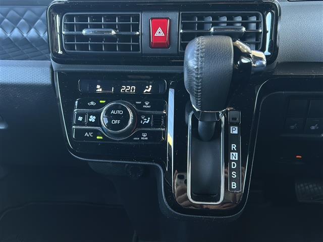 タント カスタムRS 純正ナビ フルセグテレビ アラウンドビューモニター ETC 両側パワースライドドア 前席シートヒーター ハーフレザーシート スマートキー プッシュスタート LED 後席モニター アイドリングストップ(12枚目)