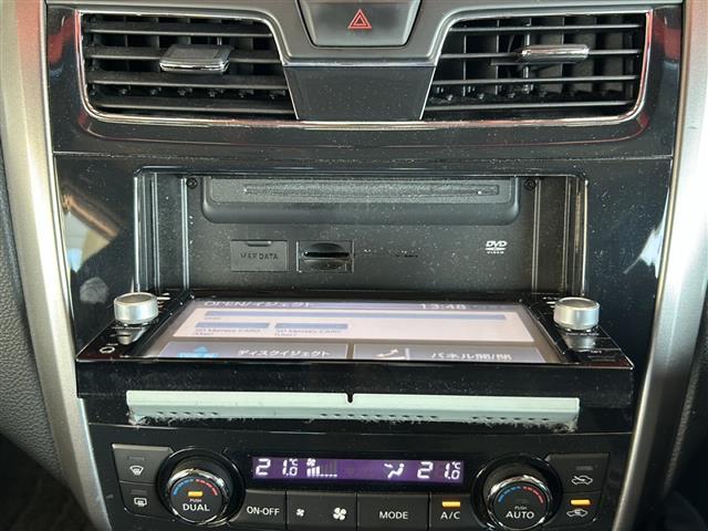 ティアナ XE 純正ナビ・横滑り防止・盗難防止装置・バックカメラ・ビルトインETC・純正フロアマット・純正アルミホイール・キセノンヘッドライト・オートライト・フォグランプ・ステリモ・スマートキー・プッシュ(5枚目)