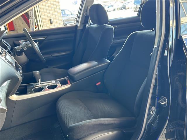 ティアナ XE 純正ナビ・横滑り防止・盗難防止装置・バックカメラ・ビルトインETC・純正フロアマット・純正アルミホイール・キセノンヘッドライト・オートライト・フォグランプ・ステリモ・スマートキー・プッシュ(24枚目)