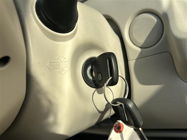 ワゴンR FA 社外ナビ・DVD・CD・AM・FM・ワンセグTV・パワーウインドウ・パワーステアリング・純正フロアマット・純正ホイールキャップ・リモコンキー・スペアキー・ETC・ワンオーナー・ドアバイザー・ハロゲン(13枚目)