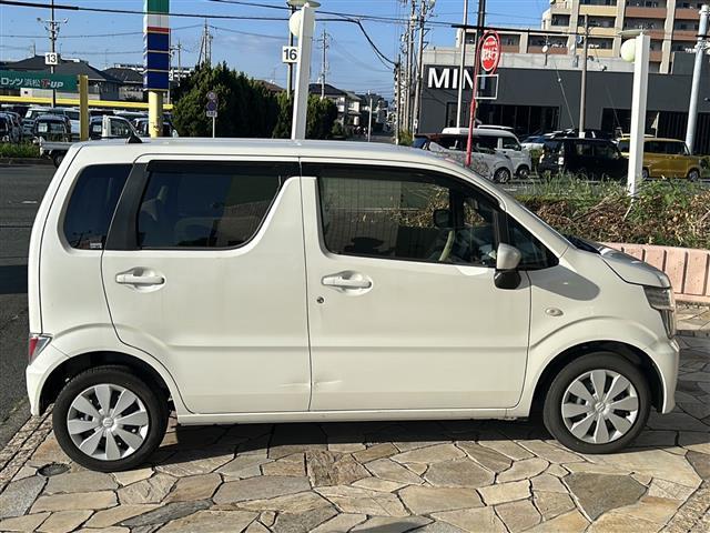 ワゴンR FA 社外ナビ・DVD・CD・AM・FM・ワンセグTV・パワーウインドウ・パワーステアリング・純正フロアマット・純正ホイールキャップ・リモコンキー・スペアキー・ETC・ワンオーナー・ドアバイザー・ハロゲン(30枚目)