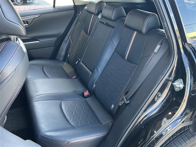 RAV4 アドベンチャー オフロードパッケージ ナビ・サンルーフ・TRDフロント/バックドアガーニッシュ・衝突軽減・レーンキープ・追従クルコン・コーナーセンサー前後・バックカメラ・ETC・ドラレコ前後・パワーシートD席・レザーシート LED(28枚目)