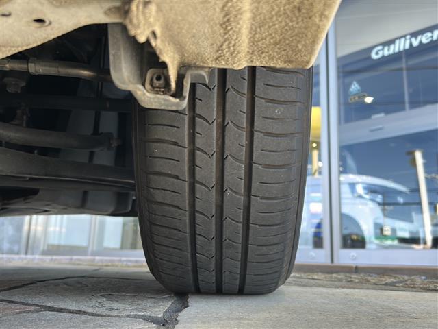 フィット 13G・Fパッケージ 社外ナビ・Bluetooth・CD・AUX・AM・FM・バックカメラ・横滑り防止装置・ステアリングリモコン・純正フロアマット・純正ホイールキャップ・プッシュスタート・スマートキー・アイドリングストップ(41枚目)