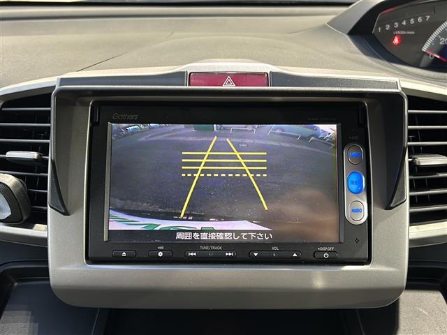 フリード G ジャストセレクション 純正メモリナビ・DVD・CD・AM・FM・Bluetooth・ワンセグTV・バックカメラ・ステアリングリモコン・ドライブレコーダー前・横滑り防止・社外フロアマット・純正ホイールキャップ・両側パワスラ(15枚目)