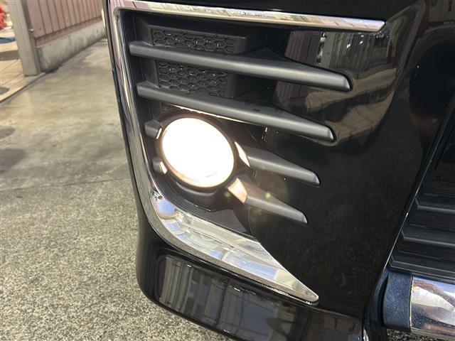 ヴォクシー ZS 煌 純正ナビ・両側パワスラ・後席モニター・衝突軽減・レーンキープ・バックカメラ・ビルトインETC・ドラレコ前後・純正フロアマット・純正アルミホイール・LEDヘッドライト・オートライト・オートハイビーム(39枚目)