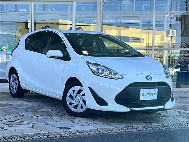 アクア S 純正ナビ(Bluetooth AM FM AUX) 前後コーナーセンサー 純正フロアマット ビルトインETC トヨタセーフティセンス パワーステアリング パワーウインドウ(2枚目)