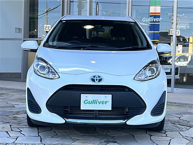 アクア S 純正ナビ(Bluetooth AM FM AUX) 前後コーナーセンサー 純正フロアマット ビルトインETC トヨタセーフティセンス パワーステアリング パワーウインドウ(3枚目)