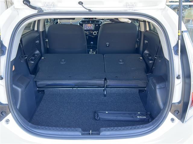 アクア S 純正ナビ(Bluetooth AM FM AUX) 前後コーナーセンサー 純正フロアマット ビルトインETC トヨタセーフティセンス パワーステアリング パワーウインドウ(27枚目)