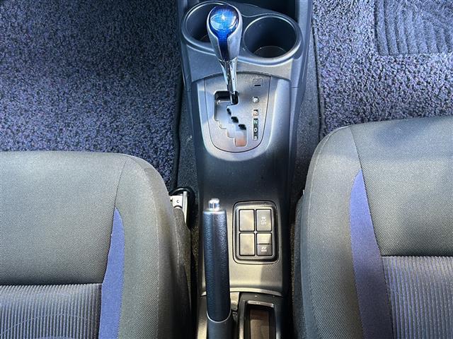 アクア S 純正ナビ(Bluetooth AM FM AUX) 前後コーナーセンサー 純正フロアマット ビルトインETC トヨタセーフティセンス パワーステアリング パワーウインドウ(29枚目)