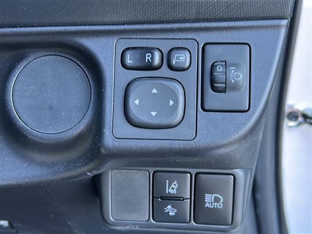 アクア S 純正ナビ(Bluetooth AM FM AUX) 前後コーナーセンサー 純正フロアマット ビルトインETC トヨタセーフティセンス パワーステアリング パワーウインドウ(31枚目)