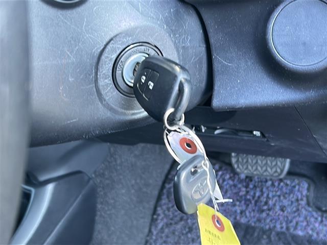 アクア S 純正ナビ(Bluetooth AM FM AUX) 前後コーナーセンサー 純正フロアマット ビルトインETC トヨタセーフティセンス パワーステアリング パワーウインドウ(33枚目)