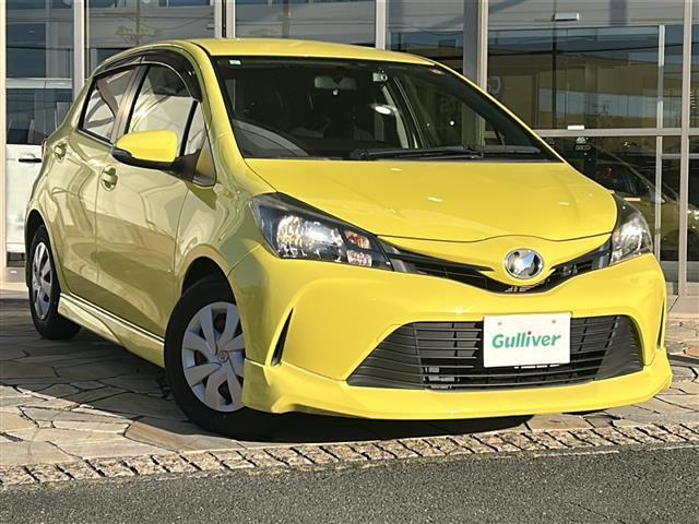 ヴィッツ F 純正ナビ(AM FM CD DVD SD ワンセグテレビ Bluetooth AUX)ドラレコ ETC 純正フロアマット 純正ホイールキャップ ステアリングリモコン アイドリングス(2枚目)