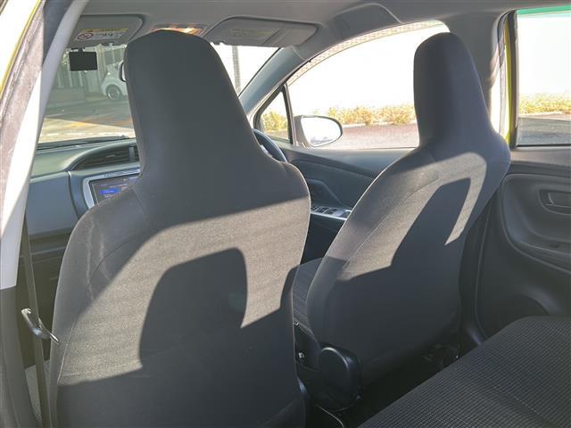 ヴィッツ F 純正ナビ(AM FM CD DVD SD ワンセグテレビ Bluetooth AUX)ドラレコ ETC 純正フロアマット 純正ホイールキャップ ステアリングリモコン アイドリングス(16枚目)