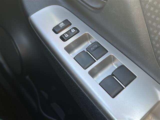 ヴィッツ F 純正ナビ(AM FM CD DVD SD ワンセグテレビ Bluetooth AUX)ドラレコ ETC 純正フロアマット 純正ホイールキャップ ステアリングリモコン アイドリングス(33枚目)