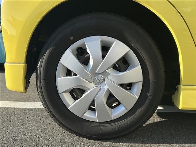 ヴィッツ F 純正ナビ(AM FM CD DVD SD ワンセグテレビ Bluetooth AUX)ドラレコ ETC 純正フロアマット 純正ホイールキャップ ステアリングリモコン アイドリングス(40枚目)