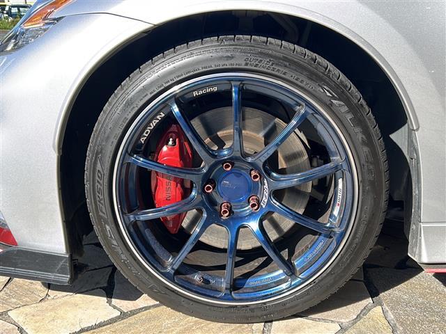 フェアレディZ ニスモ 19インチADVANアルミ HKSメタルキャタライザー&オイルクーラー NISMOマフラー&タワーバー BOSEスピーカー 3眼メーター HIDライト ビルトインETC レカロシート 横滑り防止装置(37枚目)
