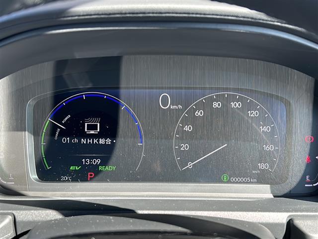 ステップワゴン e:HEVエアー EX 純正ナビ バックカメラ 2列目オットマン 後席フリップダウンモニター クリアランスソナー ブラインドスポット パワーテールゲート 後席エアコン シートヒーター 全列USB 純正16インチアルミ(6枚目)