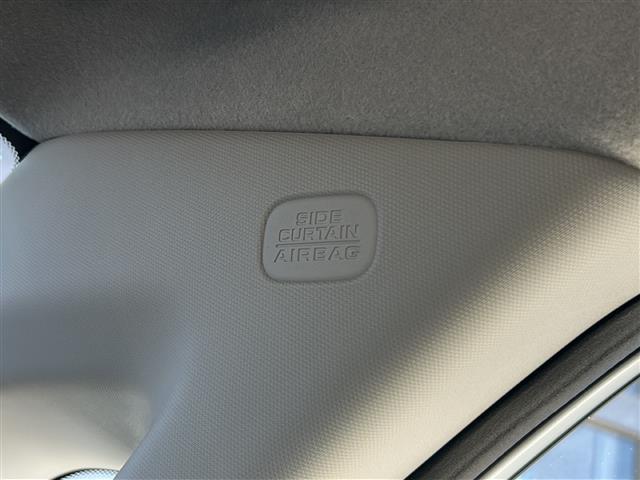 ステップワゴン e:HEVエアー EX 純正ナビ バックカメラ 2列目オットマン 後席フリップダウンモニター クリアランスソナー ブラインドスポット パワーテールゲート 後席エアコン シートヒーター 全列USB 純正16インチアルミ(19枚目)