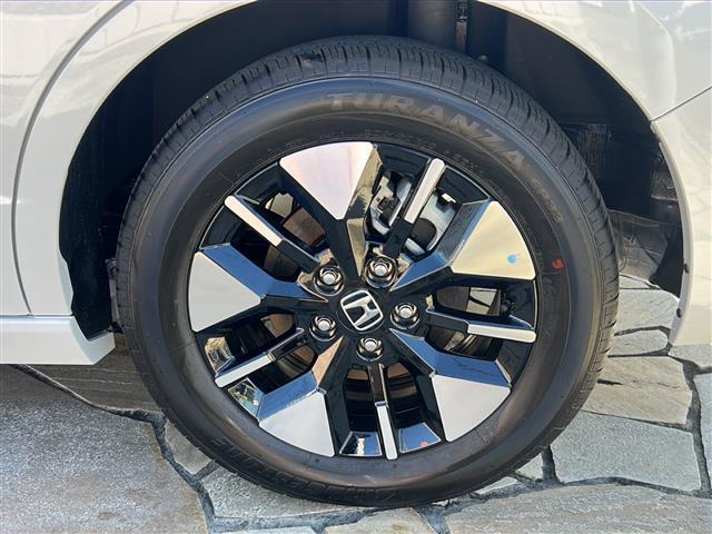 ステップワゴン e:HEVエアー EX 純正ナビ バックカメラ 2列目オットマン 後席フリップダウンモニター クリアランスソナー ブラインドスポット パワーテールゲート 後席エアコン シートヒーター 全列USB 純正16インチアルミ(41枚目)