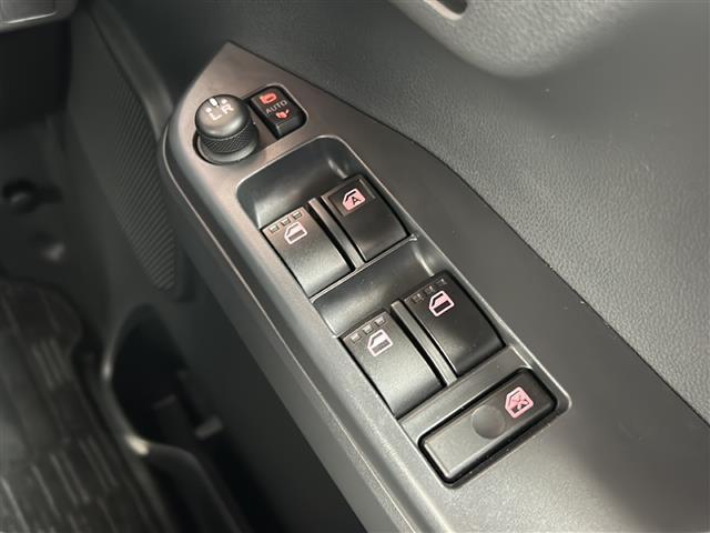 ウェイク LリミテッドSAIII 純正ナビ 全方位カメラ ドライブレコーダー 両側パワスラ プッシュスタート アイドリングストップ オートハイビーム 横滑り防止装置 プリクラッシュセーフティ 14インチ純正アルミ オートエアコン(10枚目)