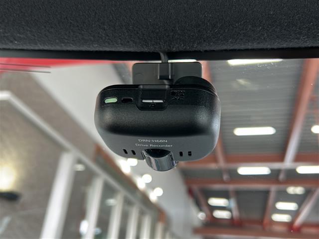 ウェイク LリミテッドSAIII 純正ナビ 全方位カメラ ドライブレコーダー 両側パワスラ プッシュスタート アイドリングストップ オートハイビーム 横滑り防止装置 プリクラッシュセーフティ 14インチ純正アルミ オートエアコン(13枚目)