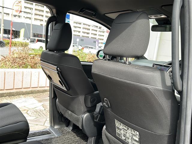 ヴォクシー ZS 煌 アルパインナビ フリップダウンモニター クルーズコントロール バックカメラ ETC 横滑り防止装置 後席エアコン オートハイビーム プリクラッシュ レーンキープ MTモード付AT アイドリングストップ(23枚目)