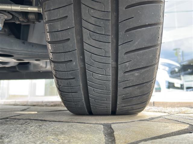 ヴォクシー ZS 煌 アルパインナビ フリップダウンモニター クルーズコントロール バックカメラ ETC 横滑り防止装置 後席エアコン オートハイビーム プリクラッシュ レーンキープ MTモード付AT アイドリングストップ(41枚目)