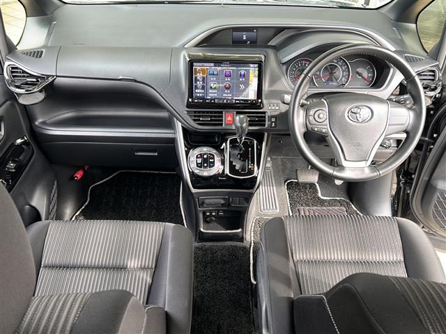 ヴォクシー ZS 煌 アルパインナビ フリップダウンモニター クルーズコントロール バックカメラ ETC 横滑り防止装置 後席エアコン オートハイビーム プリクラッシュ レーンキープ MTモード付AT アイドリングストップ(42枚目)