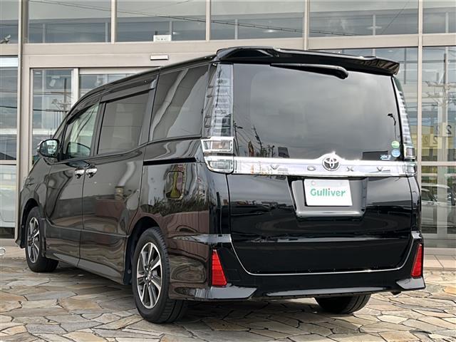 ヴォクシー ZS 煌 アルパインナビ フリップダウンモニター クルーズコントロール バックカメラ ETC 横滑り防止装置 後席エアコン オートハイビーム プリクラッシュ レーンキープ MTモード付AT アイドリングストップ(43枚目)