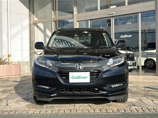 ヴェゼル ハイブリッドZ・ホンダセンシング 社外ナビ(AM FM DTV Bluetooth SD DVD フルセグ USB ipod)バックカメラ アダプティブクルーズコントロール ハーフレザーシート シートヒーターD+N席 ETC(3枚目)