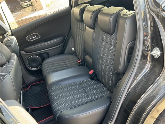 ヴェゼル ハイブリッドZ・ホンダセンシング 社外ナビ(AM FM DTV Bluetooth SD DVD フルセグ USB ipod)バックカメラ アダプティブクルーズコントロール ハーフレザーシート シートヒーターD+N席 ETC(15枚目)