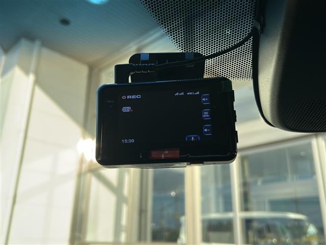 ヴェゼル ハイブリッドZ・ホンダセンシング 社外ナビ(AM FM DTV Bluetooth SD DVD フルセグ USB ipod)バックカメラ アダプティブクルーズコントロール ハーフレザーシート シートヒーターD+N席 ETC(39枚目)