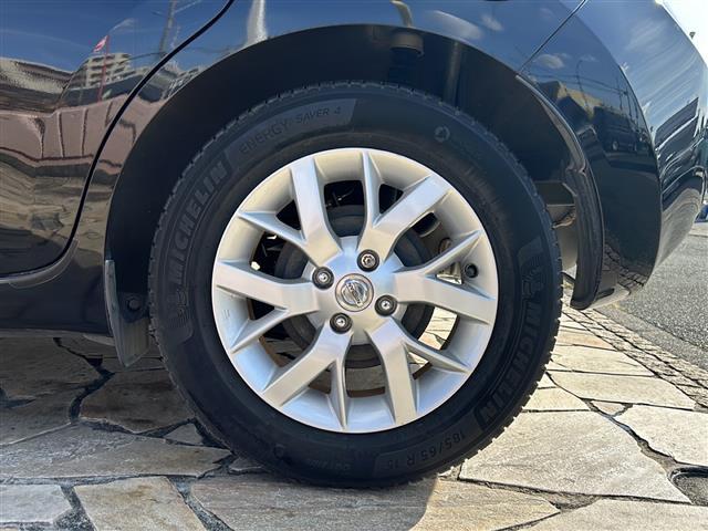 ノート X DIG-S Vセレクション+セーフティII 純正ナビ 全方位カメラ レーンキープアシスト ステアリングリモコン コーナーセンサー アイドリングストップ オートライト プッシュスタート スマートキー 純正アルミホイール 純正フロアマット(40枚目)