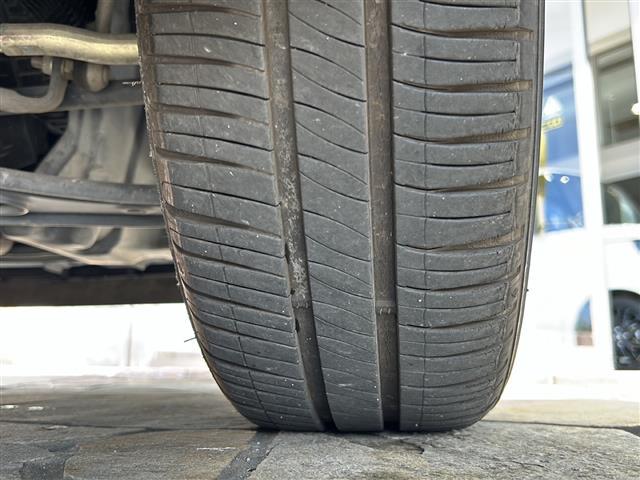 ノート X DIG-S Vセレクション+セーフティII 純正ナビ 全方位カメラ レーンキープアシスト ステアリングリモコン コーナーセンサー アイドリングストップ オートライト プッシュスタート スマートキー 純正アルミホイール 純正フロアマット(41枚目)