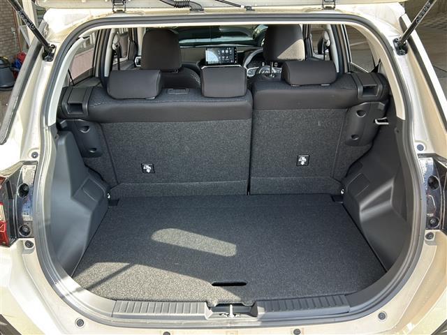 ライズ Ｚ　純正ＤＡ・衝突軽減・レーンキープ・追従クルコン・コーナーセンサー前後・全方位カメラ・ＢＳＭ・シートヒーターＤ／Ｎ席・ドラレコ前・ＬＥＤヘッドライト・オートライト・オートハイビーム・フォグランプ（28枚目）