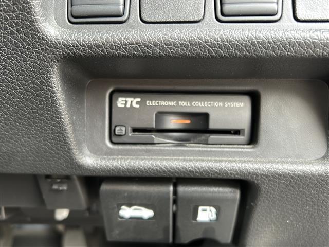 エクストレイル 20Xtt エマージェンシーブレーキパッケージ 純正ナビ・ルーフキャリア・衝突軽減・レーンキープ・クルコン・コーナーセンサー後・全方位カメラ・BSM・パワーバックドア・レザーシート・シートヒーターD/N席・ステリモ・LEDヘッドライト(7枚目)