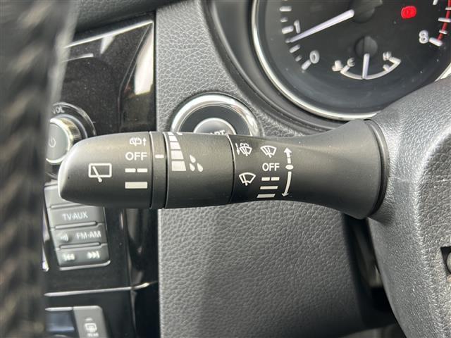 エクストレイル 20Xtt エマージェンシーブレーキパッケージ 純正ナビ・ルーフキャリア・衝突軽減・レーンキープ・クルコン・コーナーセンサー後・全方位カメラ・BSM・パワーバックドア・レザーシート・シートヒーターD/N席・ステリモ・LEDヘッドライト(13枚目)