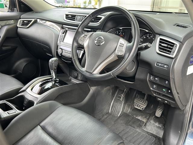 エクストレイル 20Xtt エマージェンシーブレーキパッケージ 純正ナビ・ルーフキャリア・衝突軽減・レーンキープ・クルコン・コーナーセンサー後・全方位カメラ・BSM・パワーバックドア・レザーシート・シートヒーターD/N席・ステリモ・LEDヘッドライト(20枚目)