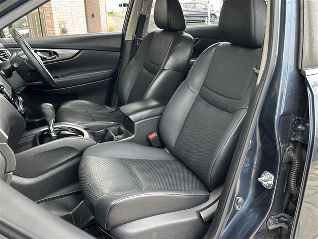 エクストレイル 20Xtt エマージェンシーブレーキパッケージ 純正ナビ・ルーフキャリア・衝突軽減・レーンキープ・クルコン・コーナーセンサー後・全方位カメラ・BSM・パワーバックドア・レザーシート・シートヒーターD/N席・ステリモ・LEDヘッドライト(23枚目)