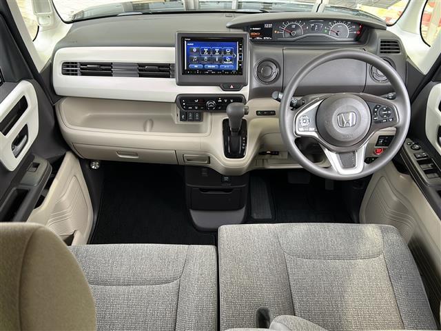 N-BOX G・Lホンダセンシング 純正ナビ・DVD・CD・Bluetooth・AM・FM・フルセグTV・USB・AUX・SD/Music Rack・ホンダセンシング・プリクラッシュ・バックカメラ・LKAS・ACC・ドライブレコーダー(4枚目)