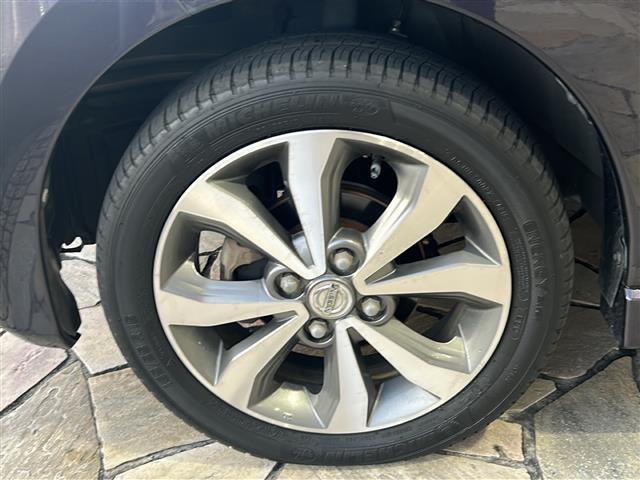 デイズ ハイウェイスター Gターボ 純正ナビ アラウンドビューモニター ステアリングリモコン フォグランプ HIDヘッドライト 純正アルミホイール エマージェンシーブレーキ プッシュスタート オートエアコン 横滑り防止装置 オートライト(38枚目)