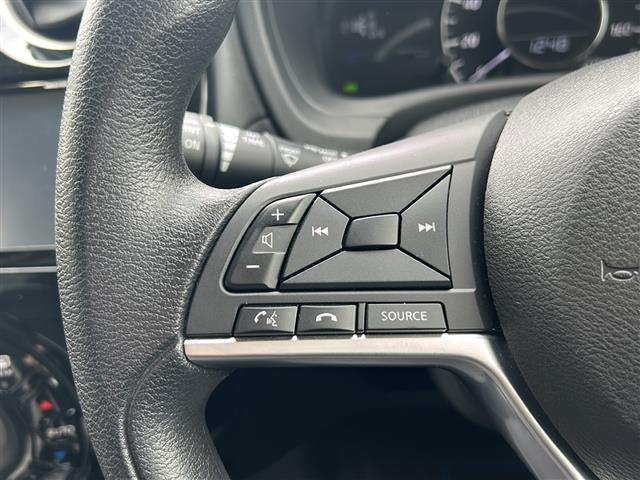 ノート e-パワー X 純正ナビ アラウンドビューモニター ETC エマージェンシーブレーキ オートエアコン オートライト レーンキープアシスト 横滑り防止装置 ドライブレコーダー デジタルインナーミラー 純正フロアマット(7枚目)