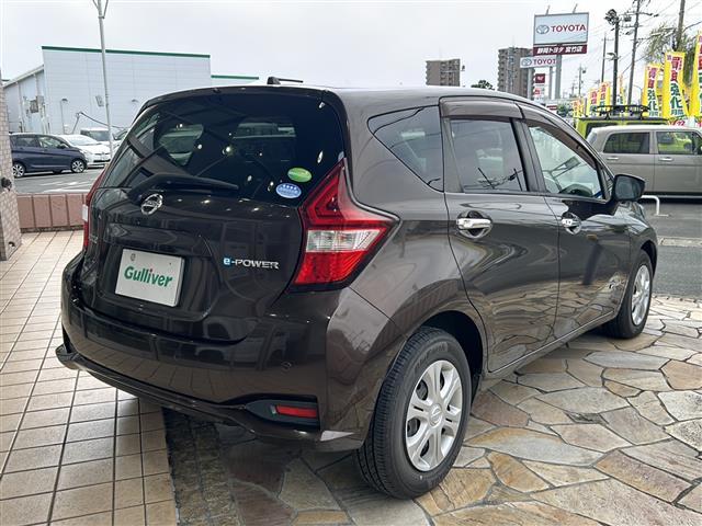 ノート e-パワー X 純正ナビ アラウンドビューモニター ETC エマージェンシーブレーキ オートエアコン オートライト レーンキープアシスト 横滑り防止装置 ドライブレコーダー デジタルインナーミラー 純正フロアマット(34枚目)